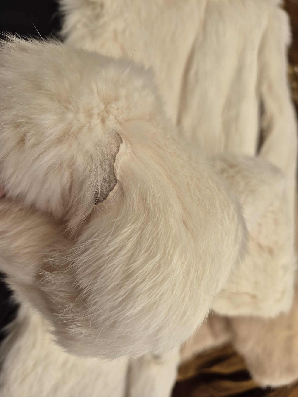 💕VTG Ivory Rabbit Fur Jacket💕 - Picture 10 of 11